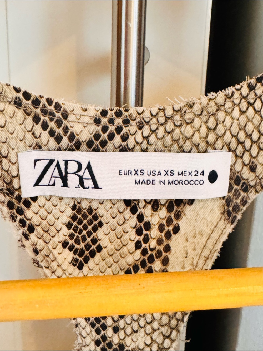 Zara Snake-Print Ruffled Racerback Tank - Beige & Cream - Picture 4 of 5